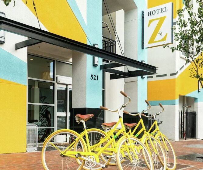 Staypineapple, Hotel Z, Gaslamp San Diego