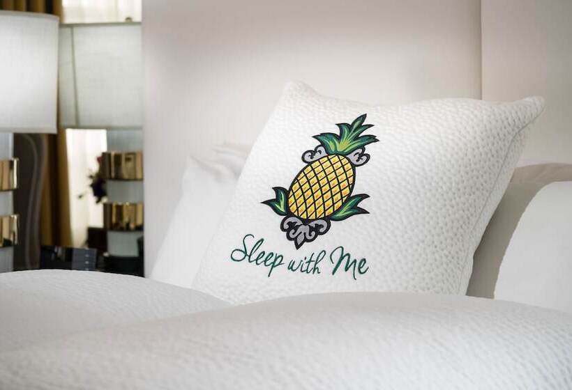 Staypineapple, Hotel Z, Gaslamp San Diego