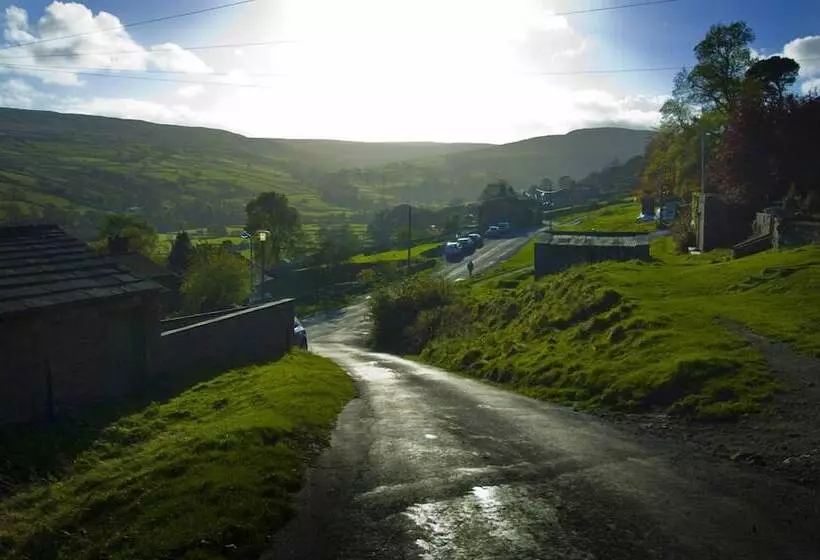 酒店 The Punch Bowl Inn