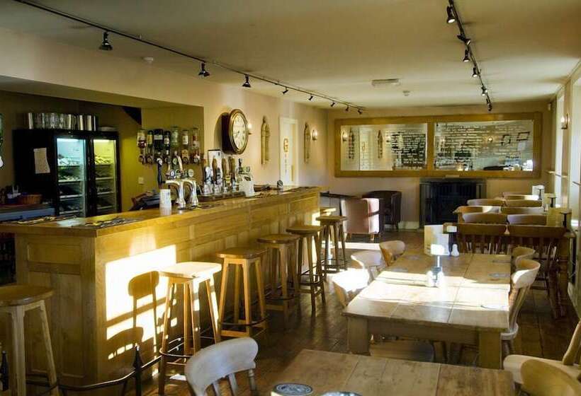 酒店 The Punch Bowl Inn