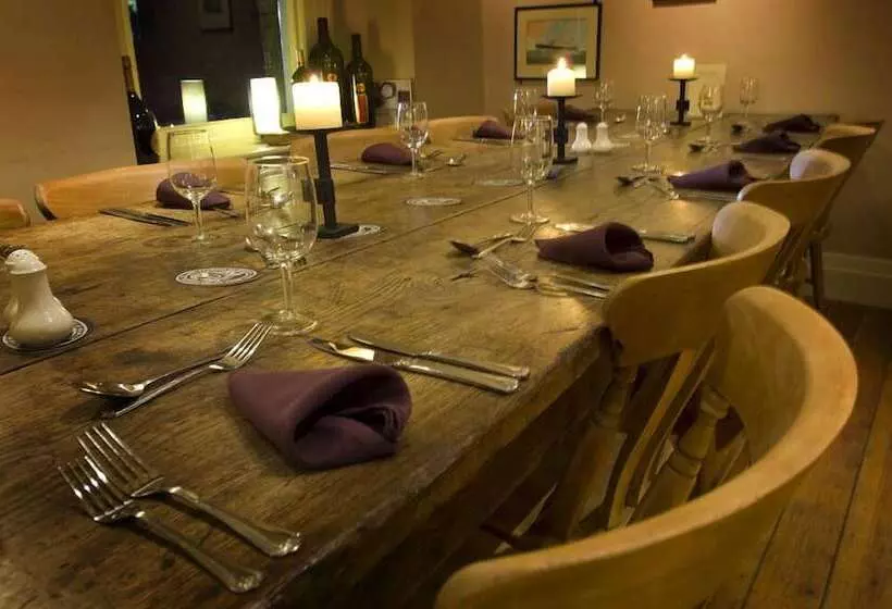 酒店 The Punch Bowl Inn