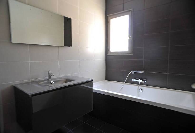 Logis Hotel Le Lonca