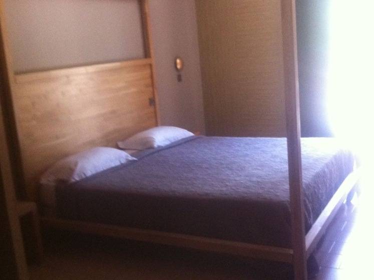 Logis Hotel Le Lonca