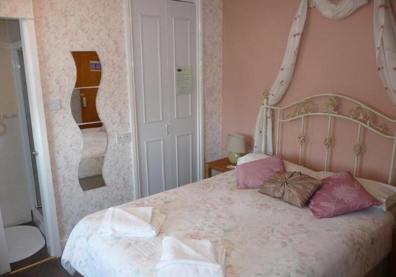 פנסיון High Ways House