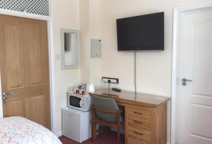 بنسيون Ivy House