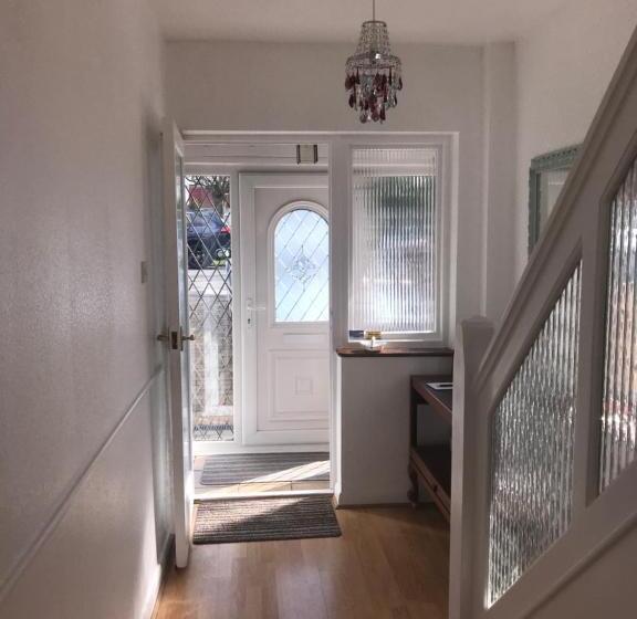 بنسيون Ivy House