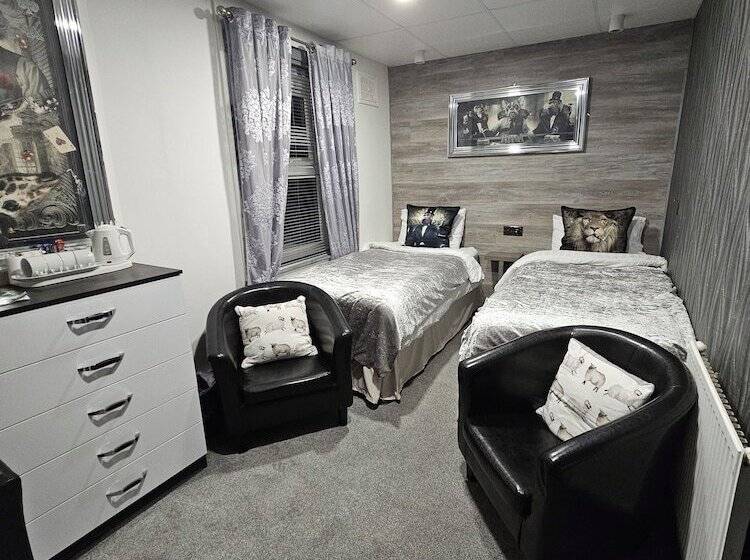 פנסיון Kings Boutique