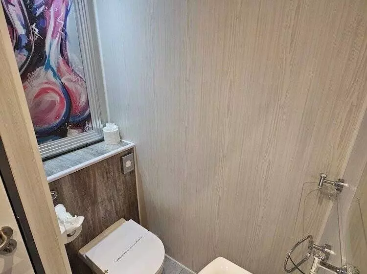 Majatalo Kings Boutique