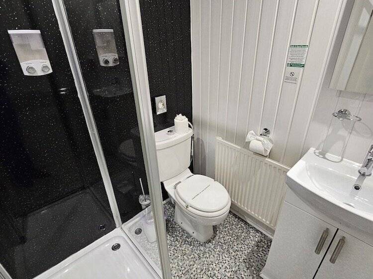 פנסיון Kings Boutique