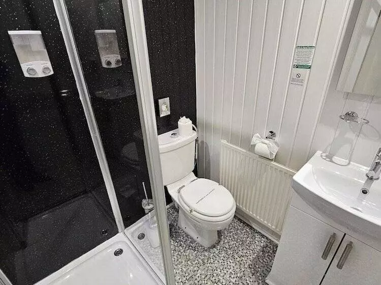 Majatalo Kings Boutique