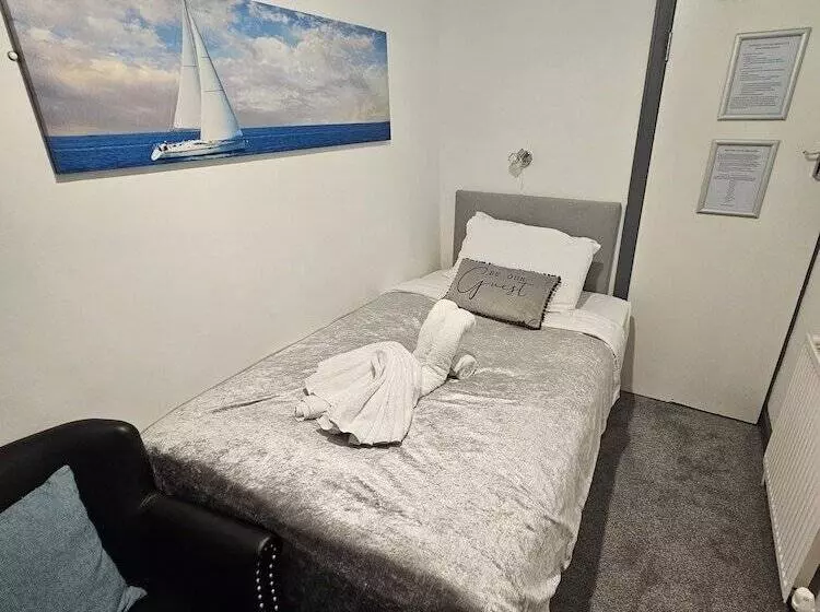 Majatalo Kings Boutique