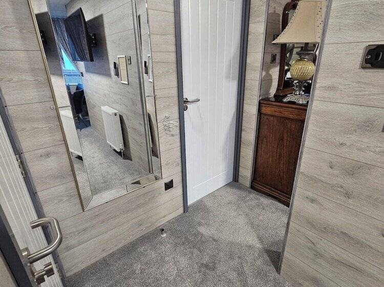 פנסיון Kings Boutique