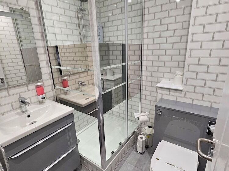 פנסיון Kings Boutique