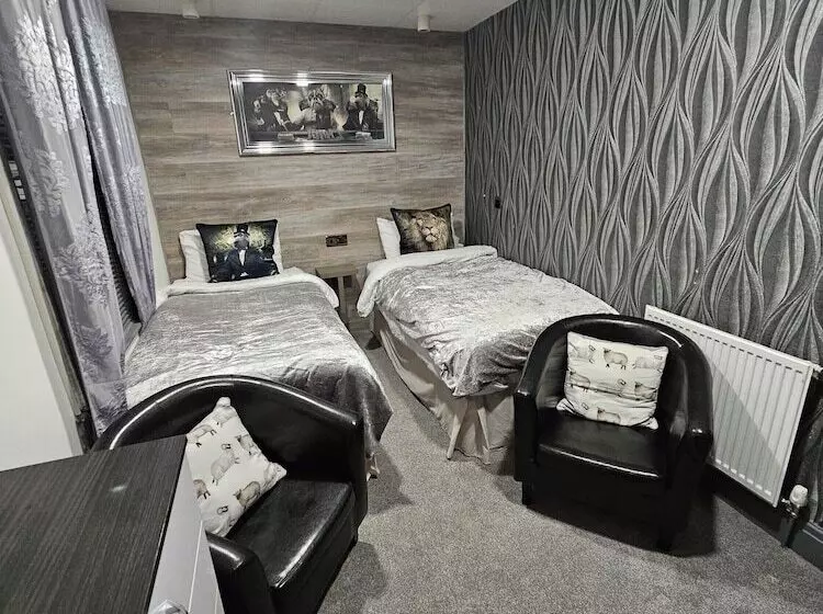 Majatalo Kings Boutique