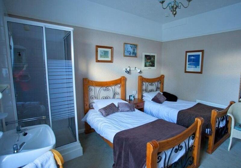 ペンション The Clydesdale