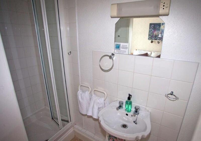 ペンション The Clydesdale