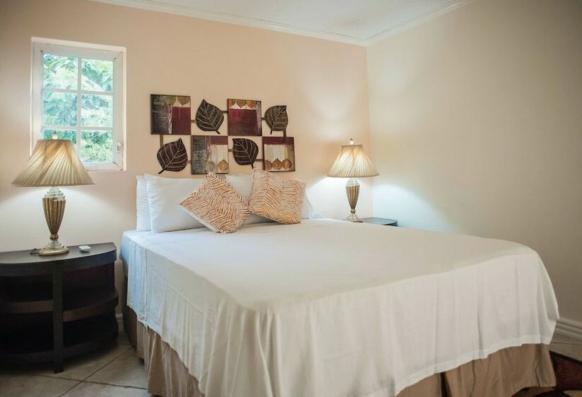 Seawind On The Bay Apartments