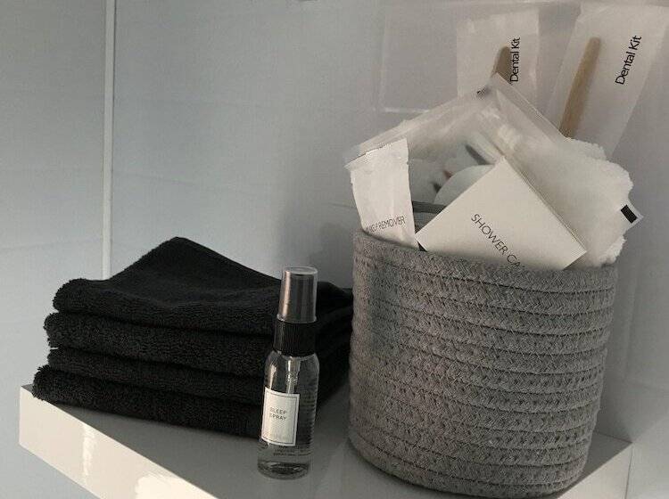 The Glastonbury Townhouse B&b