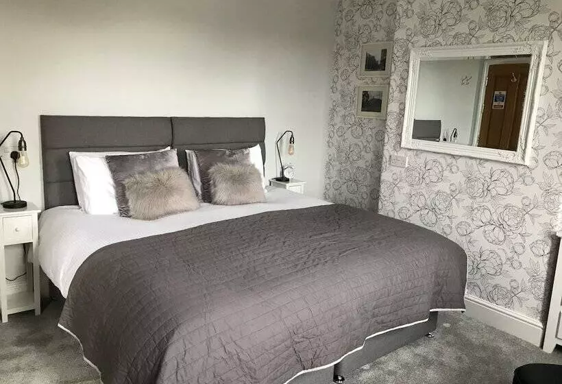 The Glastonbury Townhouse B&b