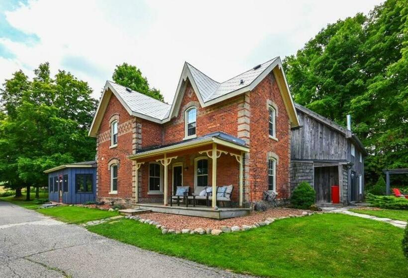 Bed and Breakfast Master Bedroom In A 150 Year Old Victorian House