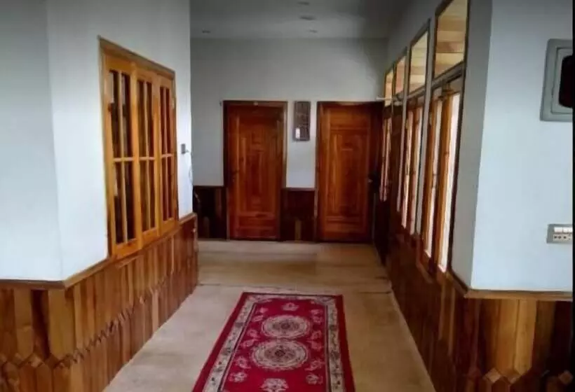 هتل Lady Finger Guest House And Lodge