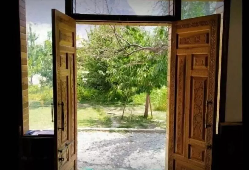 هتل Lady Finger Guest House And Lodge