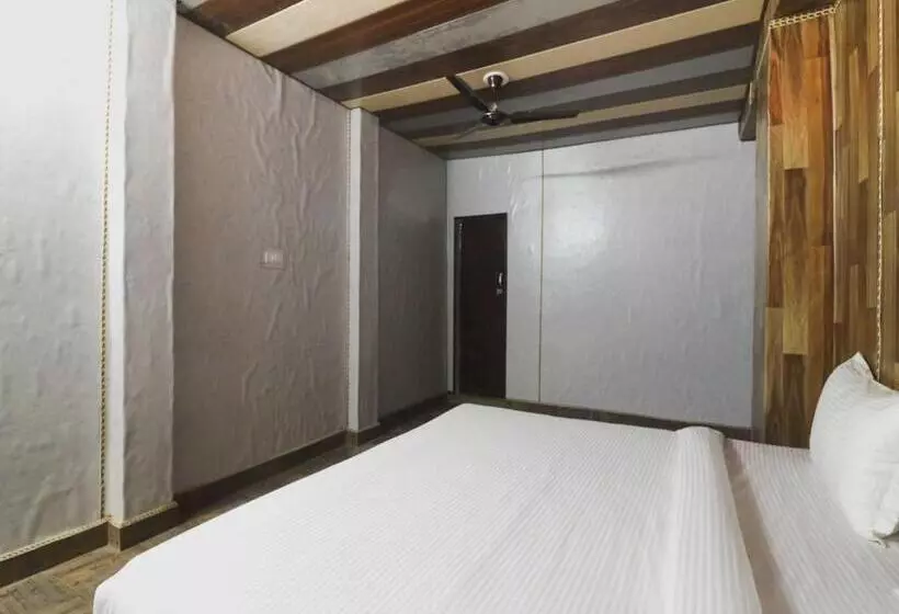 هتل Spot On Atithi Guest House