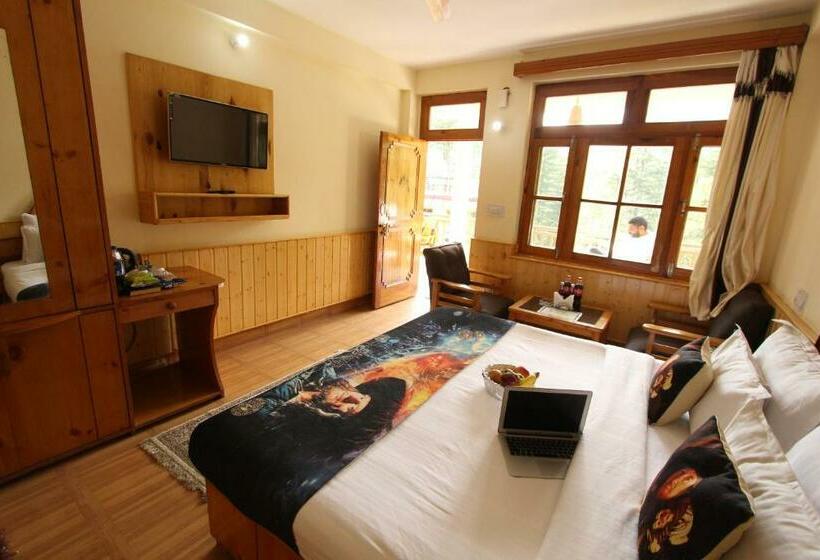 膳宿费 Purnima  Mountain & River View