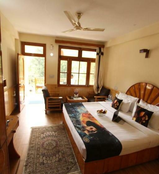 膳宿费 Purnima  Mountain & River View