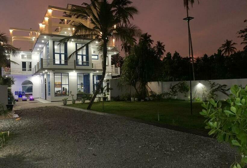 Pensione Surf Sri Lanka Guest House