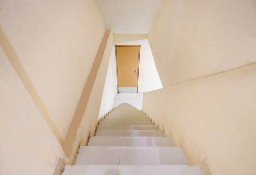 فندق Oyo 91942 Sunny Syariah