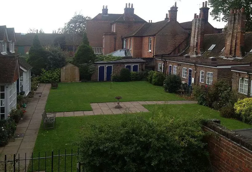 Bed and Breakfast Farnham Rooms