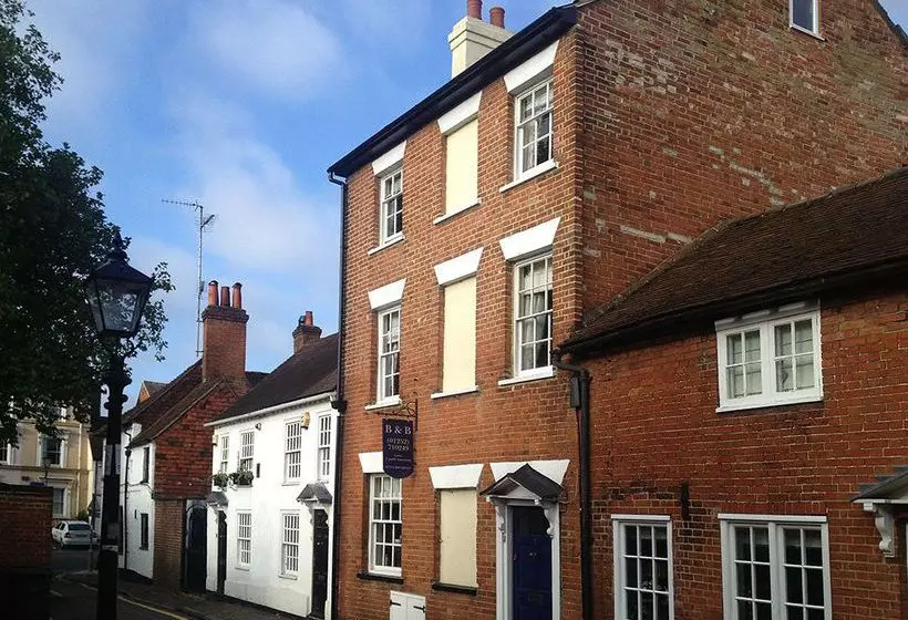 Bed and Breakfast Farnham Rooms