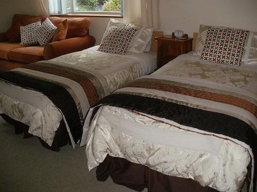 Bed and Breakfast Holm Oaks