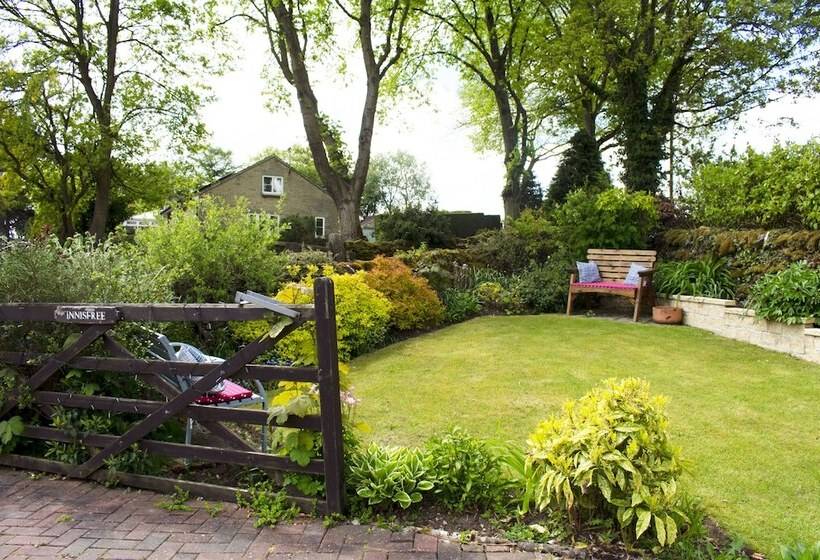 צימר Innisfree Cottage