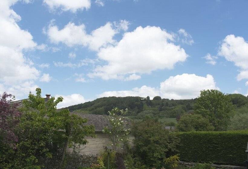 צימר Innisfree Cottage