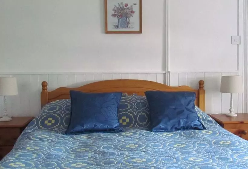 Celyn Villa Bed And Breakfast