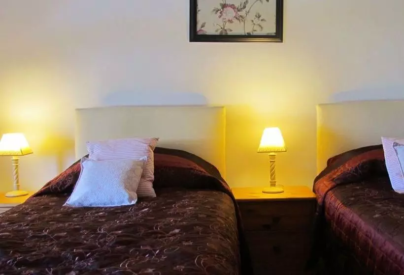 Celyn Villa Bed And Breakfast