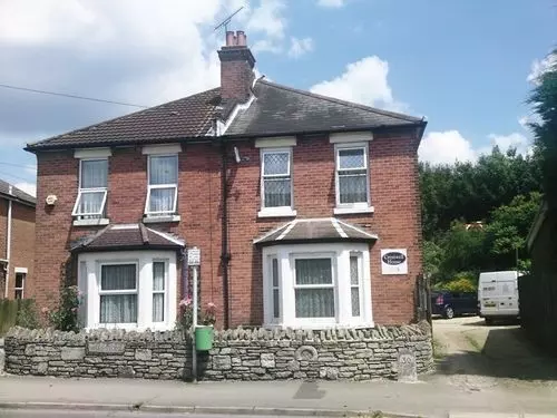 مبيت وإفطار Crestwell House