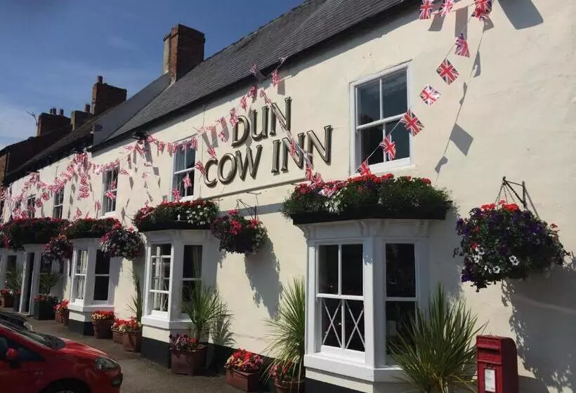 Hotel Dun Cow Inn