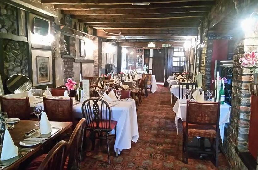 בית מלון כפרי Dun Cow Inn