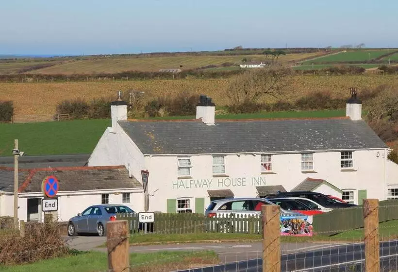 酒店 Halfway House Inn