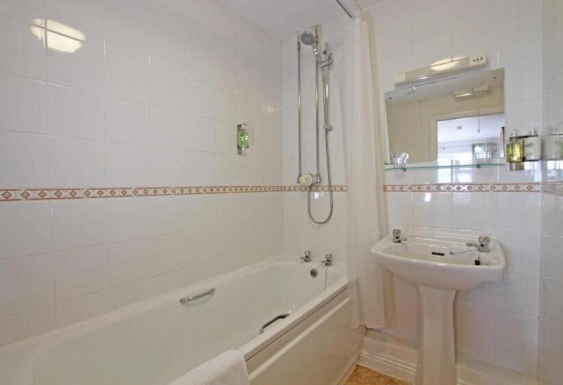 Отель Halfway House Inn