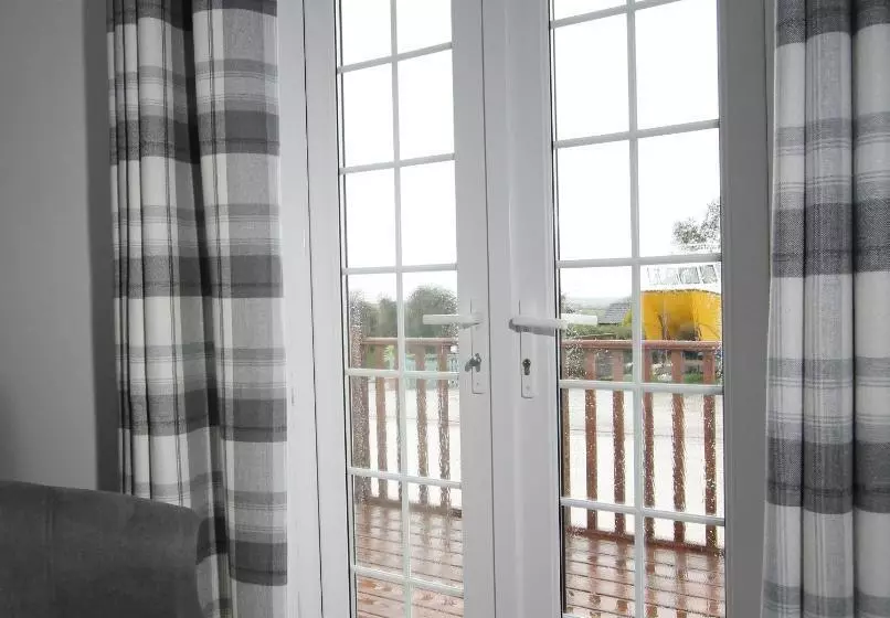 酒店 Halfway House Inn