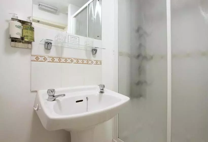 酒店 Halfway House Inn