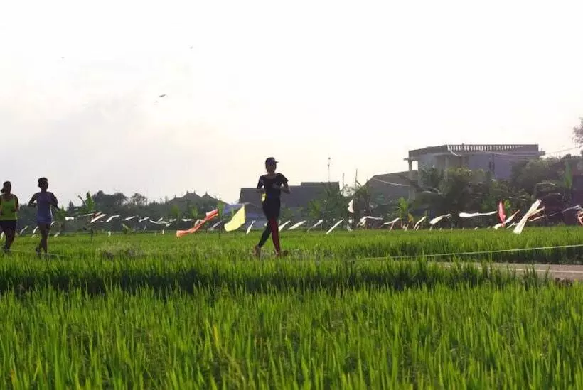 בית מלון כפרי Lebak Bali Residence