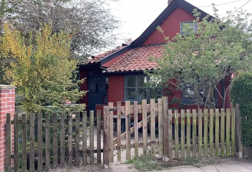 בית מלון כפרי Myrtle Cottage