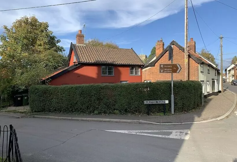 בית מלון כפרי Myrtle Cottage