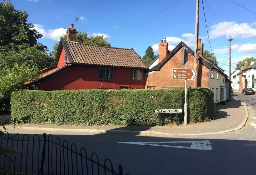 בית מלון כפרי Myrtle Cottage