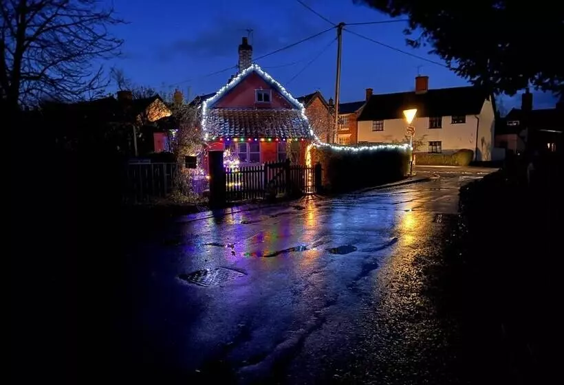 בית מלון כפרי Myrtle Cottage